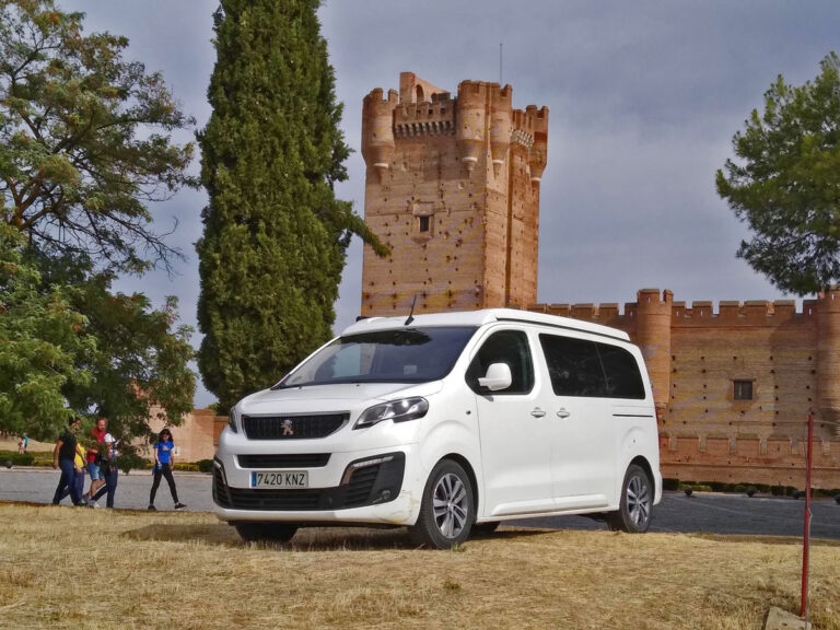 castillospeugeot traveller camper01
