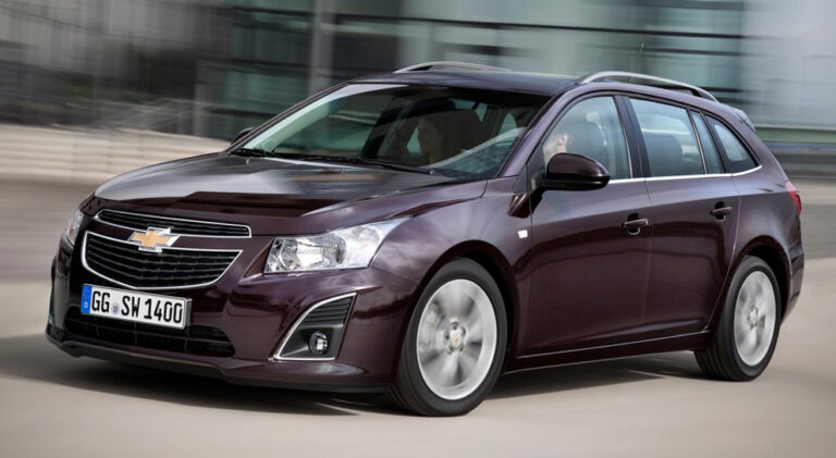 chevrolet cruzestationwagon2013