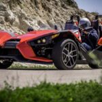 5 coches que deberías conducir con casco