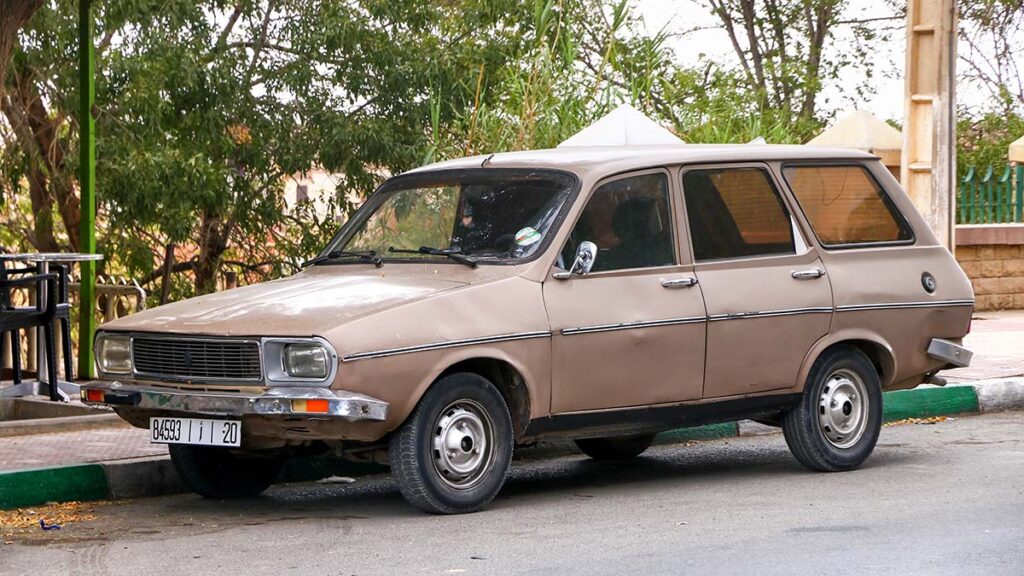 coches más viejos cocheviejorenualt12