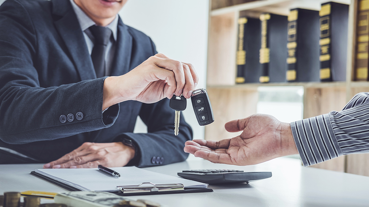 Cuál es la empresa de alquiler de coches más barata 1 comprar coche 4