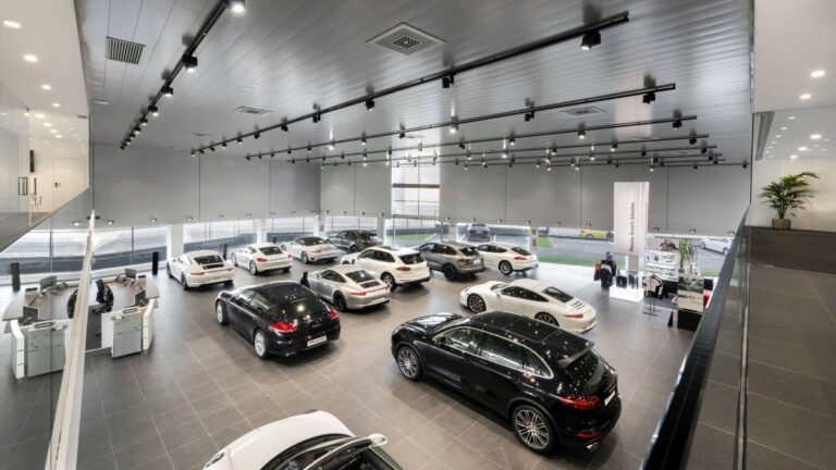 concesionario de coches