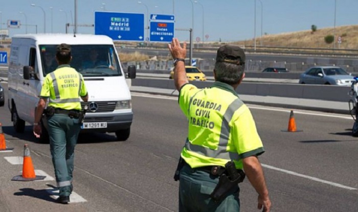 control trafico dgt guardia civil 640x380 1