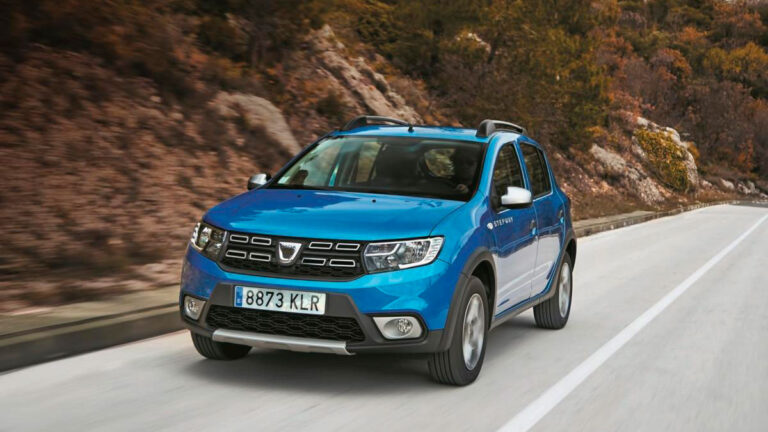 dacia sandero stepway 39g 3
