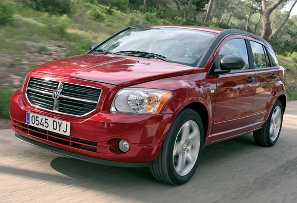 Dodge caliber 2.0. Додж Калибер 2.0. Мощность Додж Калибр 2,0. Додж Калибр красный Москва.