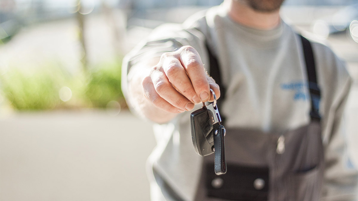 entrega de llaves tras una venta de coche