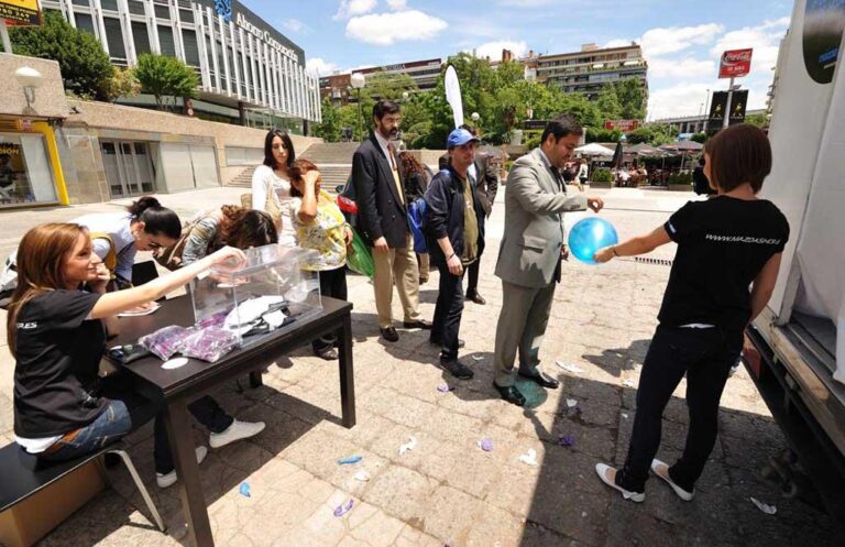 es premio mazda2 mazdashop