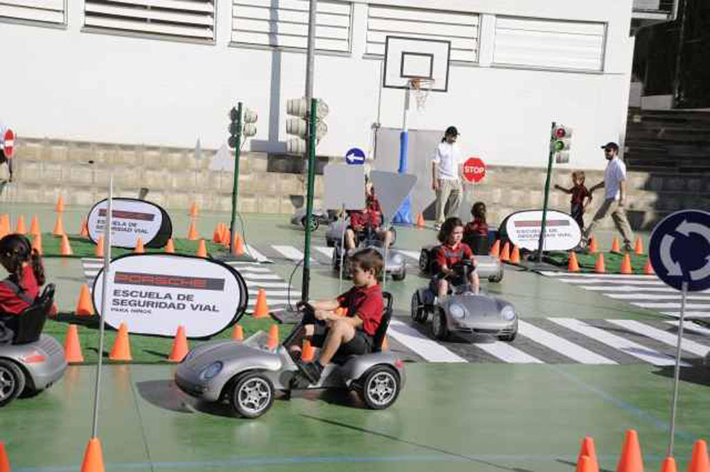 escuelainfantilporsche001