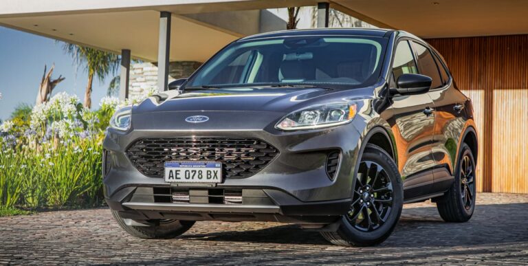 far kuga hibrido trigger over