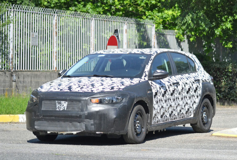 fiat tipo cross facelift