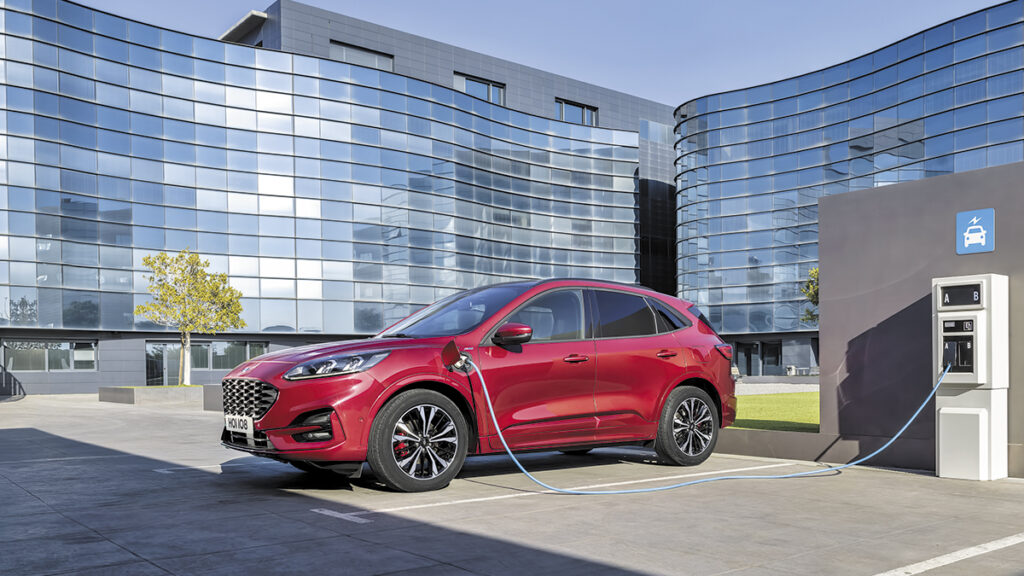ford kuga recarga coches híbridos enchufables etiqueta Cero