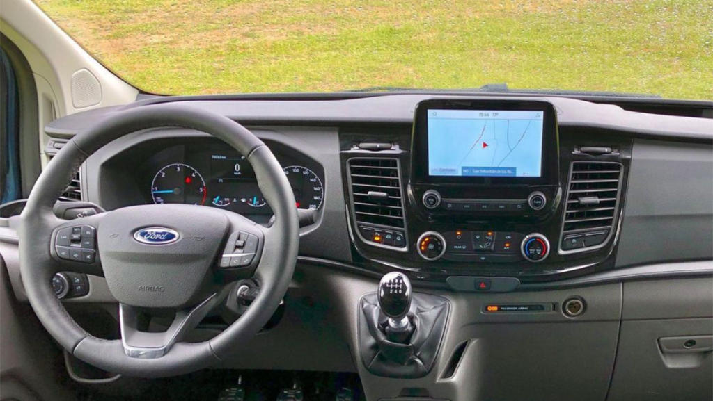 Ford Transit Custom Trail by Tinkervan interior