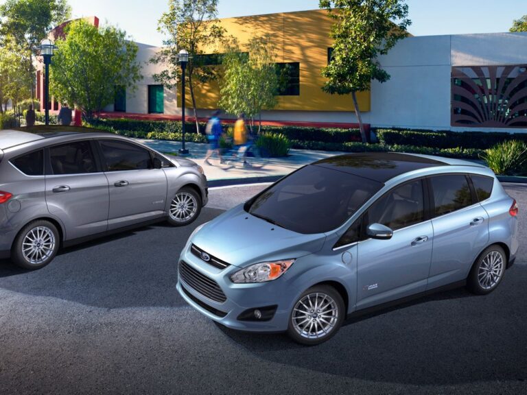 fordcmaxhybrid 1