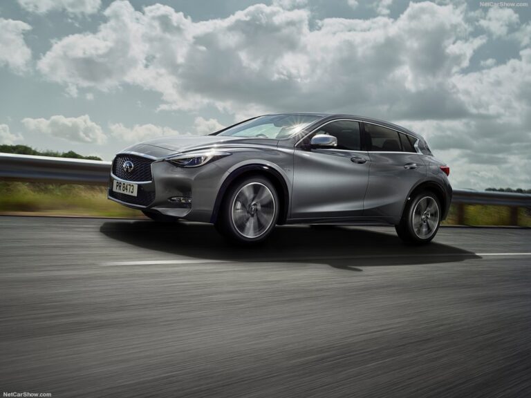 infiniti q3020161024x768wallpaper05