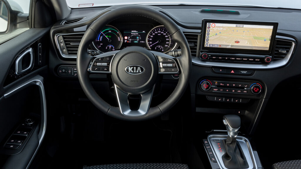 Kia XCeed PHEV interior