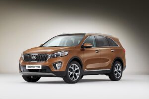 Kia lanza una llamada a revisión para los modelos Sorento, Cerato y Optima por riesgo de incendio