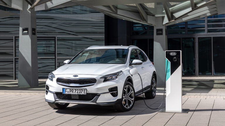 kiaxceedphev42