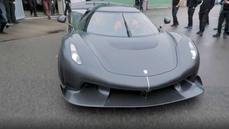 koenigsegg jesko testing