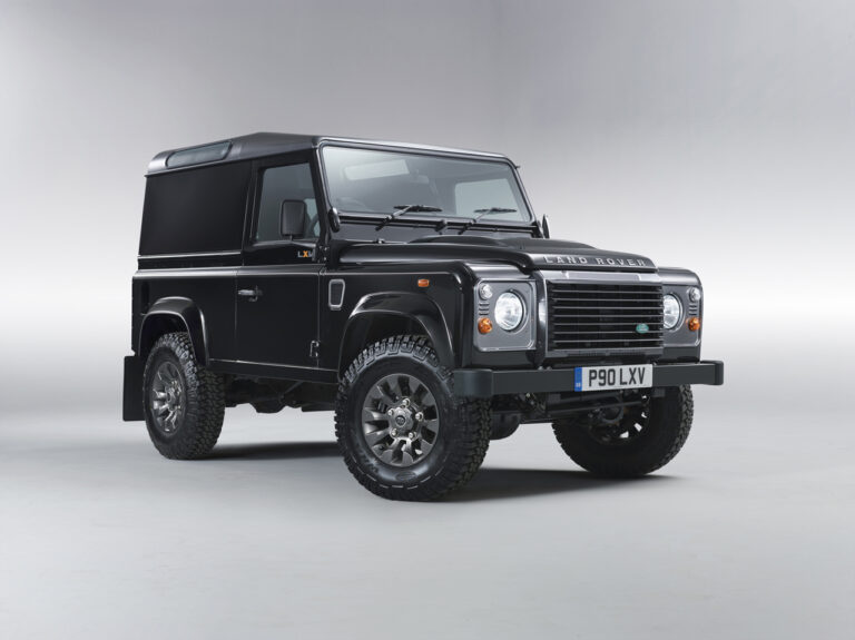 land rover lxv defender se 1