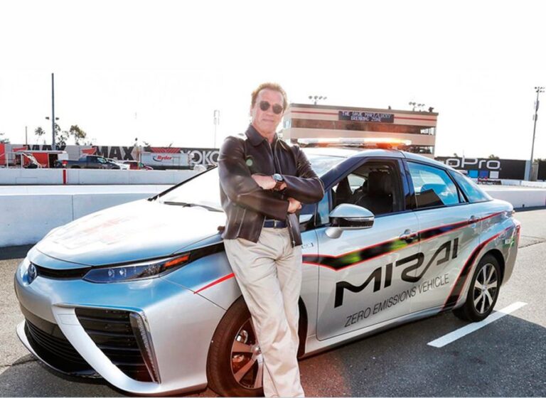 los famosos prueban el toyota mirai