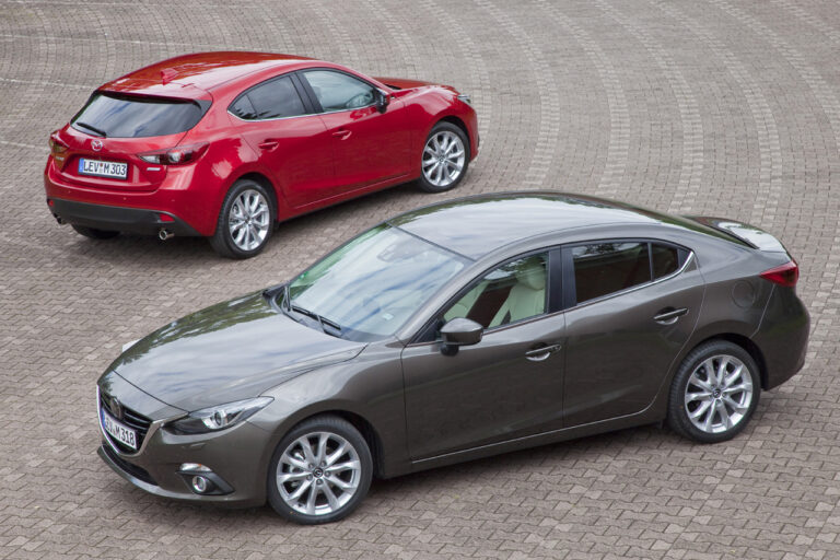 mazda3family2013still1jpg72