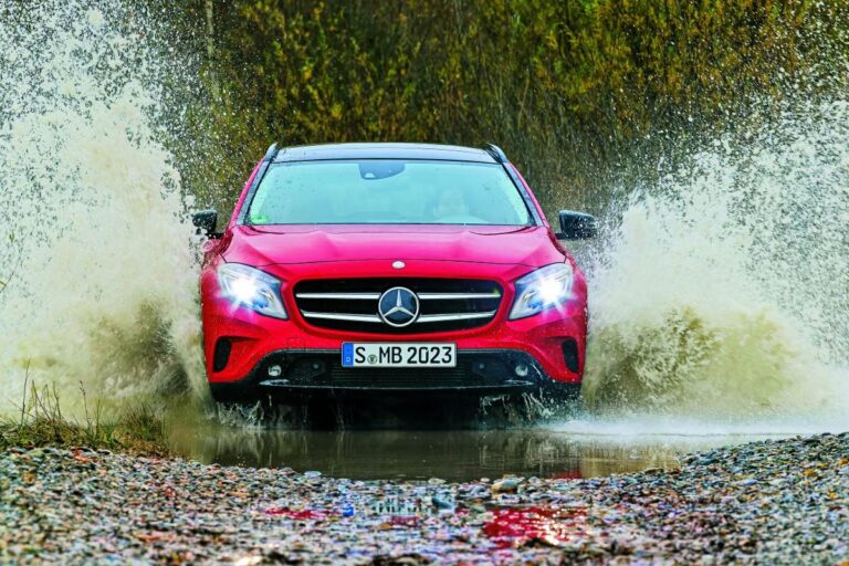 mercedesgla01