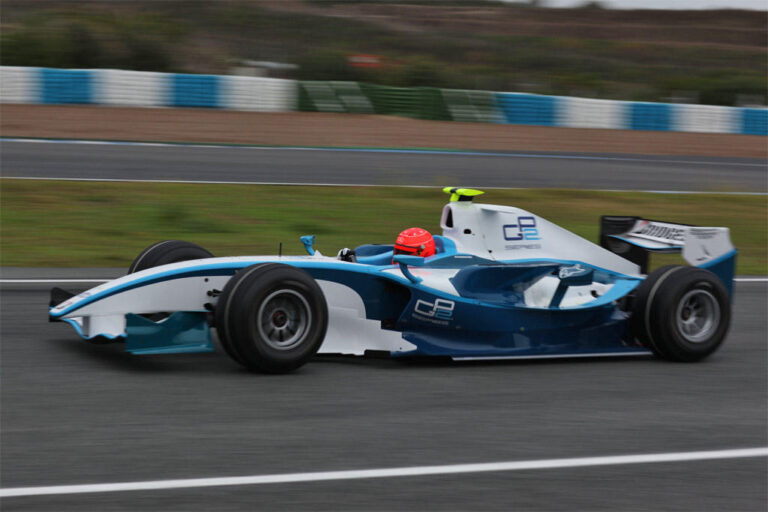 Schumacher ya rueda en Jerez