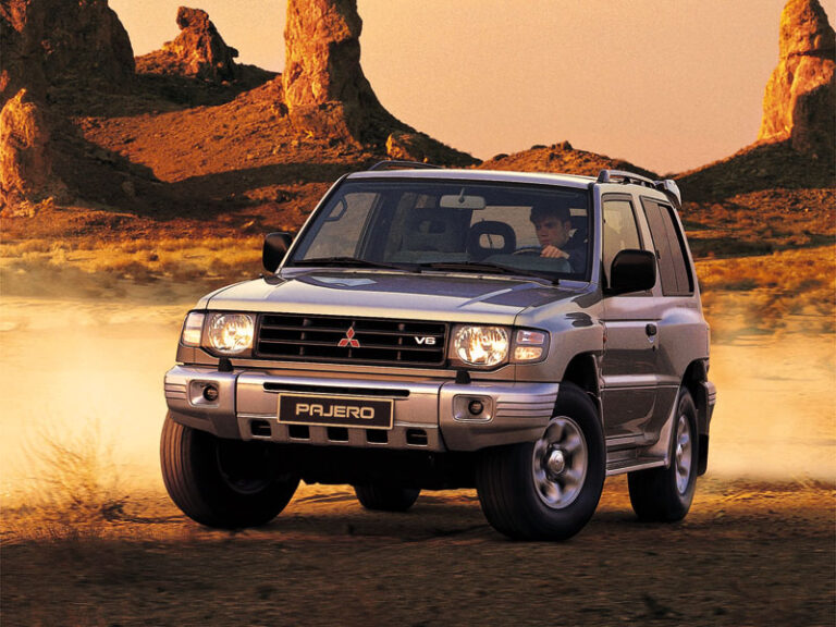 mitsubishi pajero v6 1