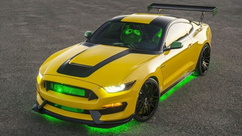 mustang1 1