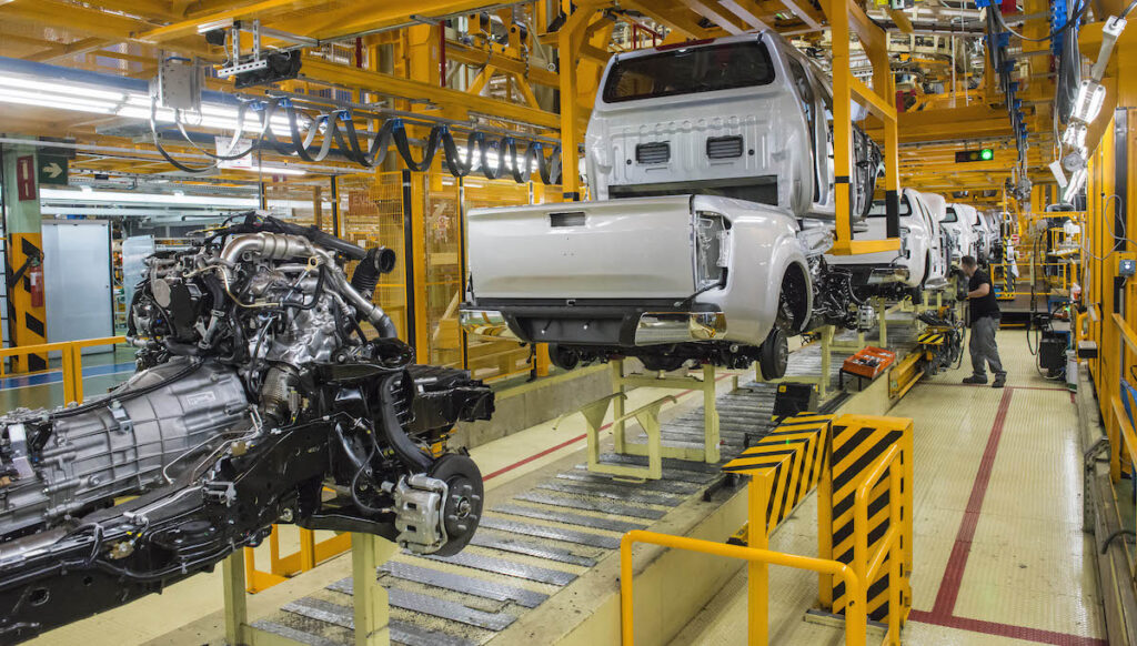 nissan-produce-ultimo-vehiculo-zona-franca