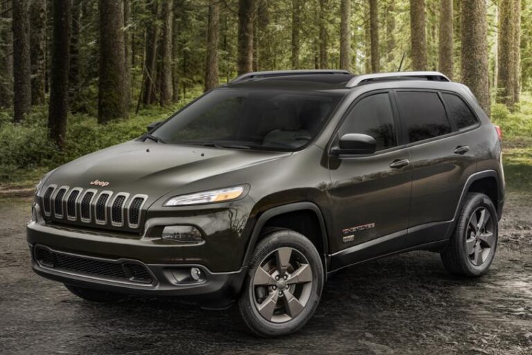 nydn bg 2016 jeep cherokee 75th anniversary edition photo