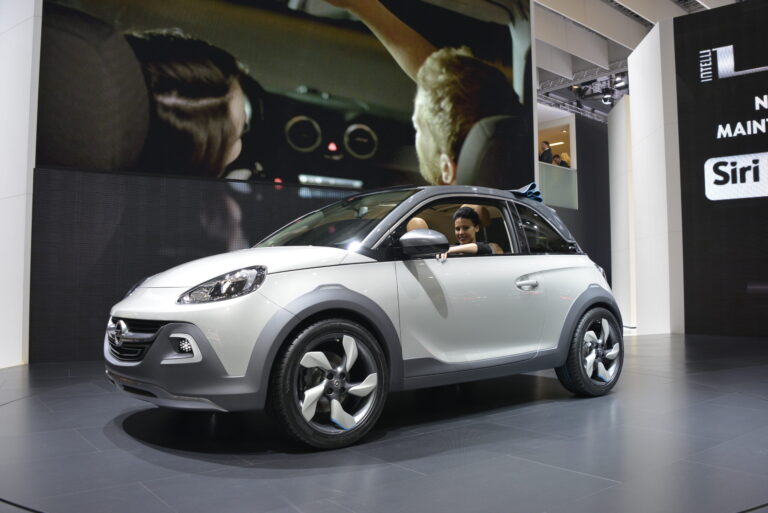 opel adam rocks frontal 1 scaled 1