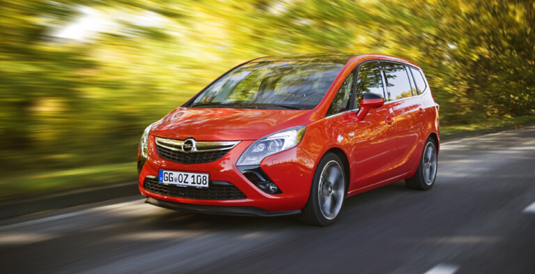 opelzafiratourerbiturboaccion front 1