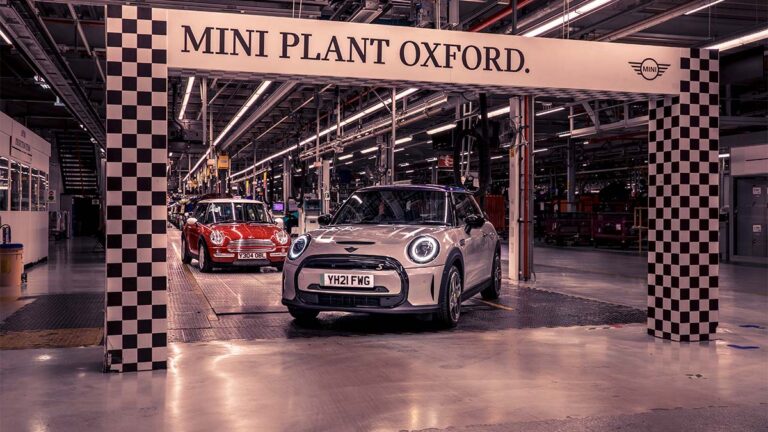 p90418812highres20 years of modern m