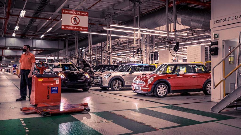 Mini celebra el 20º aniversario de sus plantas de Oxford y Swindon