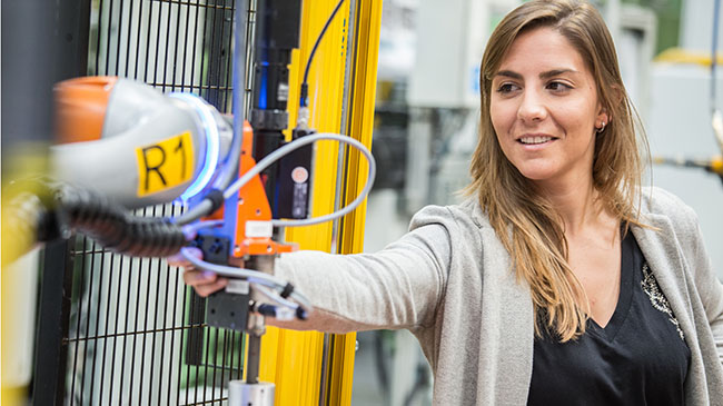 Paula Carsí, la ingeniera en robótica más joven de Ford 1 paula carsi
