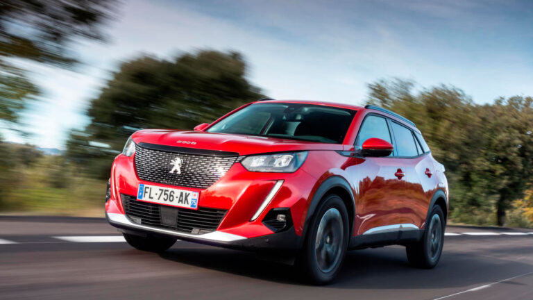 peugeot 2008 15g 1