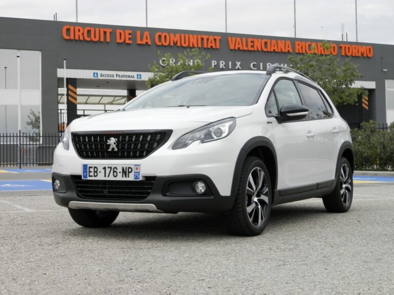 peugeot 2008 blanco
