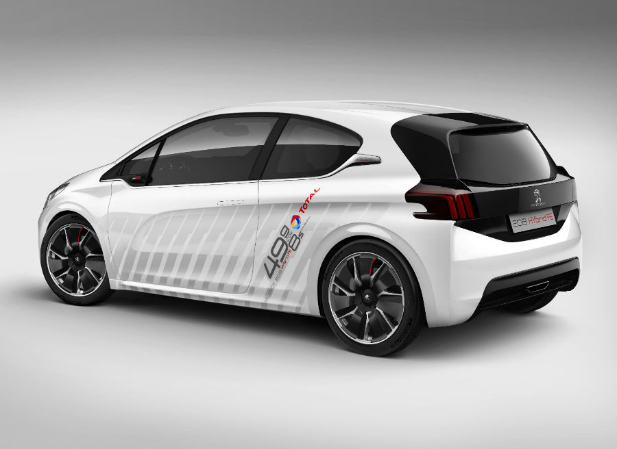 peugeot 208 hybrid fe 2 900x656 1