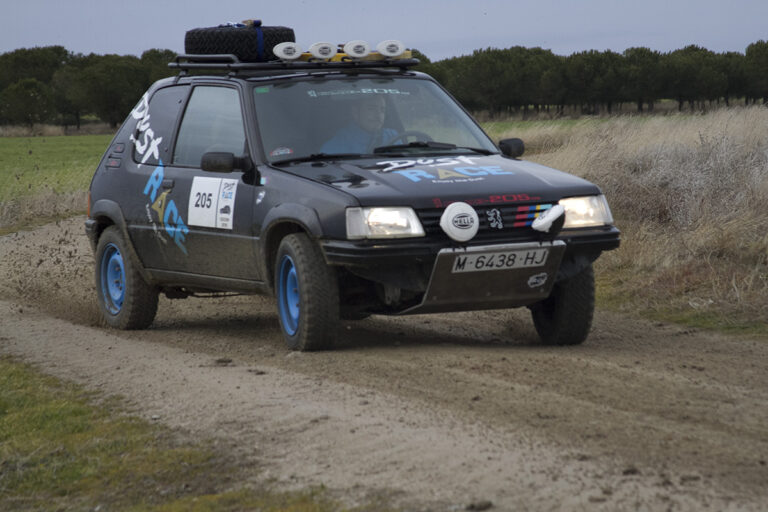 peugeot205dustrace 1