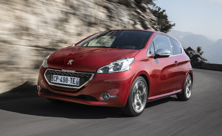 peugeot208