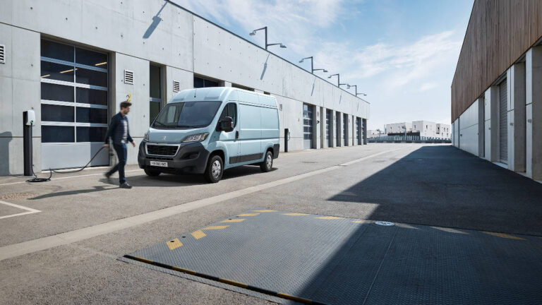 peugeotboxer2006kl004