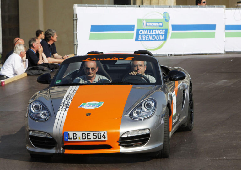 porsche boxster e 02