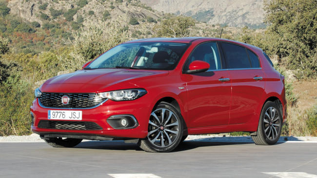 Comparativa: Fiat Tipo GLP, Seat León TGI y Toyota Auris Hybrid