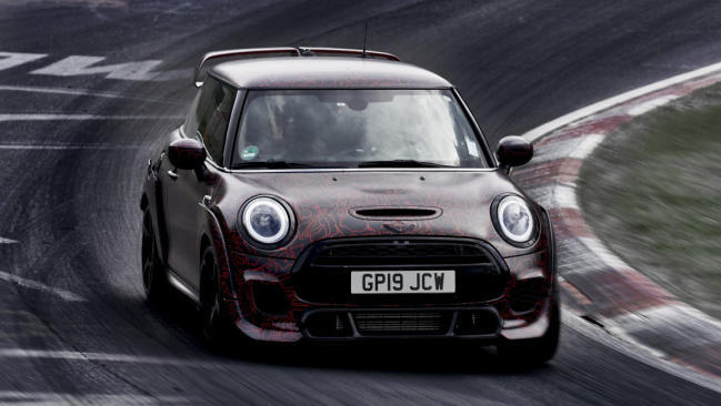 Fotos del Mini JCW GP en Nürburgring 1 Mini John Cooper Works GP: últimos retoques en Nürburgring