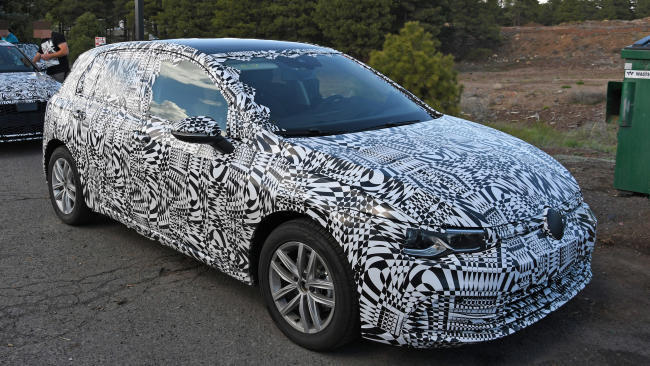 Fotos espía del Volkswagen Golf 2019 1 Volkswagen Golf VIII: primeras imágenes del interior