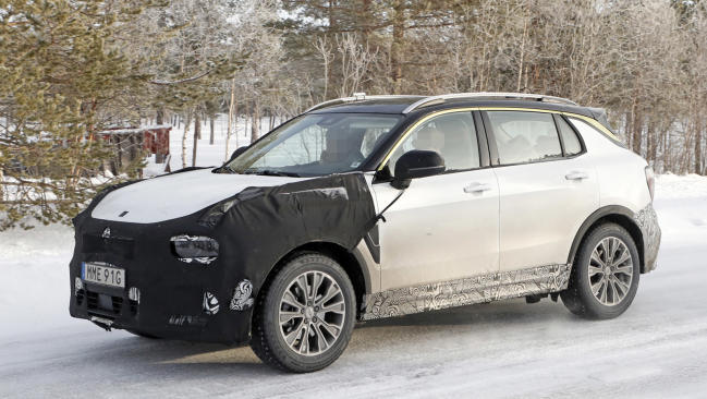 Fotos espía: restyling del Lynk & Co 01 1 Fotos espía del Lynk & Co 01, primo hermano del Volvo XC40