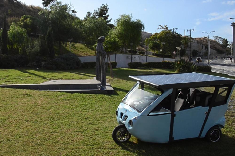 Sunnyclist, el coche solar que viene de Grecia 1 Sunnyclist, el primer vehículo solar griego, busca financiación