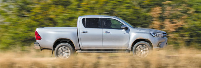 Fotos de la prueba del Toyota Hilux 23 preview aed4ad21bc33a