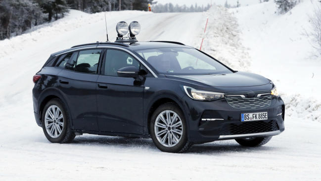 Fotos espía del Volkswagen ID.4X 1 Volkswagen ID.4X: el próximo SUV 100% eléctrico al desnudo